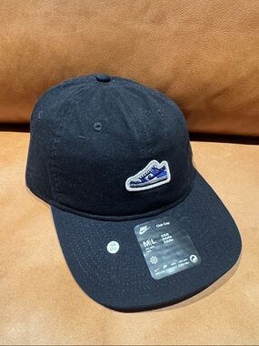 Rare Nike Club Cap Sneaker Patch Hat Black M/L Move To Zero NWT
